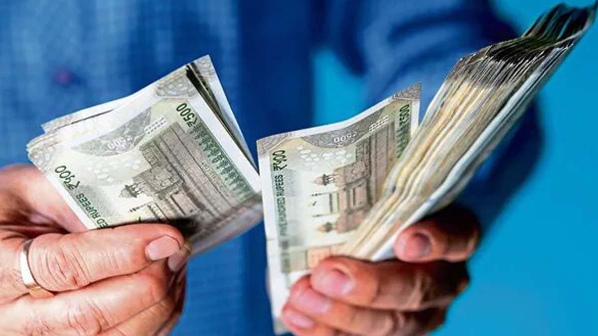 Money invest in this scheme to get interest like FD money will be withdrawn like savings account