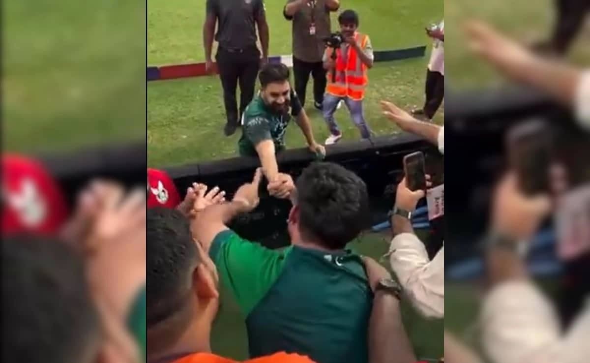 Emotional Pakistan Fan tells Haris Rauf-India ko chorna maat 