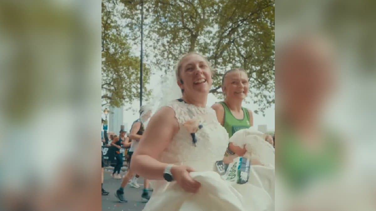 Woman in marathon in her wedding dress know the heartbreaking reason