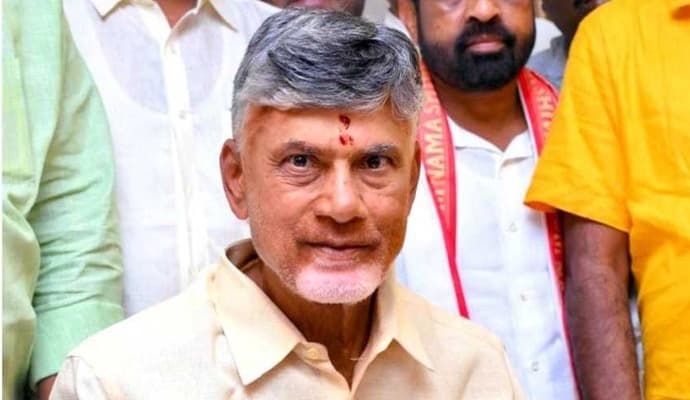 Chandrababu Naidu now wants special package from Centre
