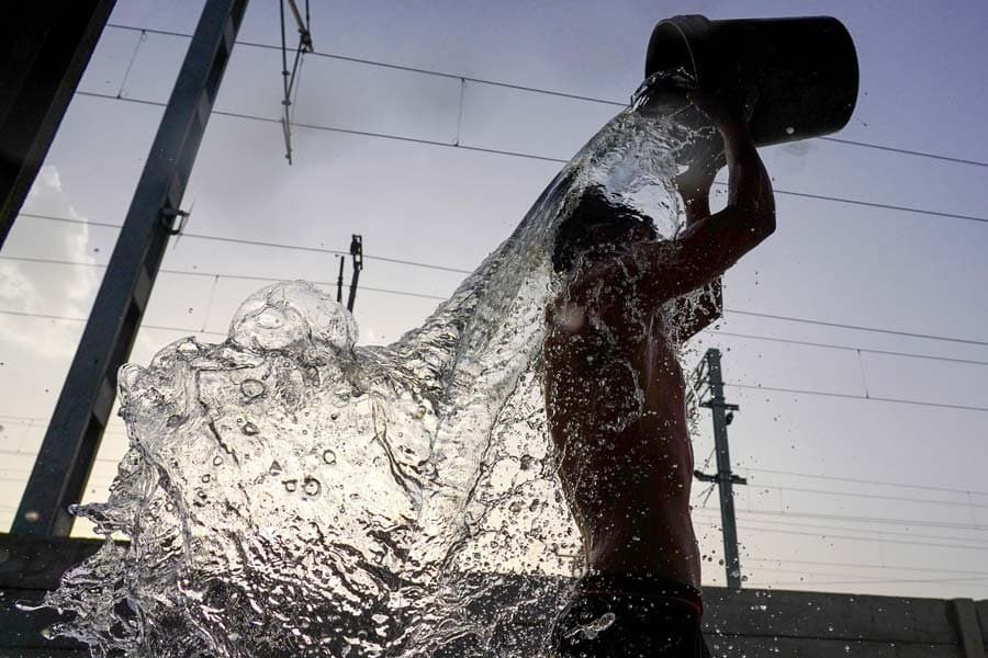 Extreme heatwave grips north, central India as mercury touches 50 degrees Celsius
