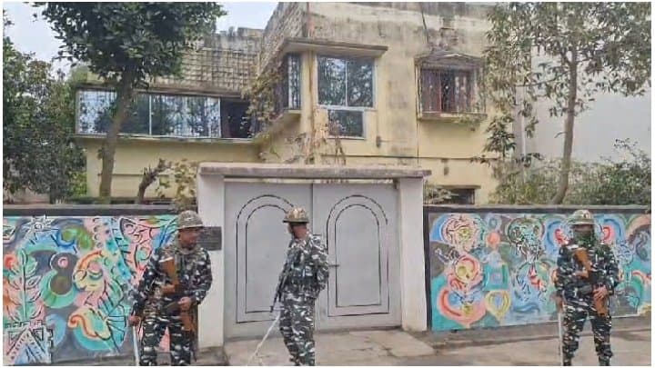 ed raids four districts of west bengal on tuesday morning