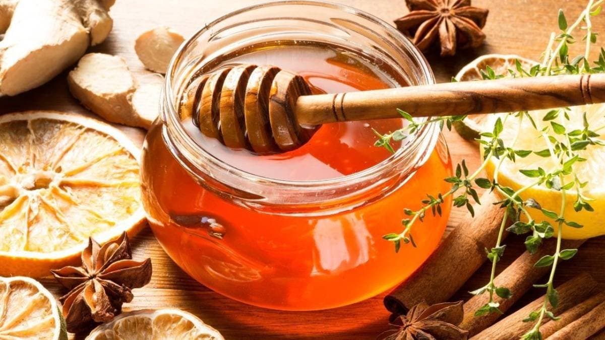 black pepper mixed with honey is miraculous remedy for cold cough prevent diabetes and cholesterol problem lif