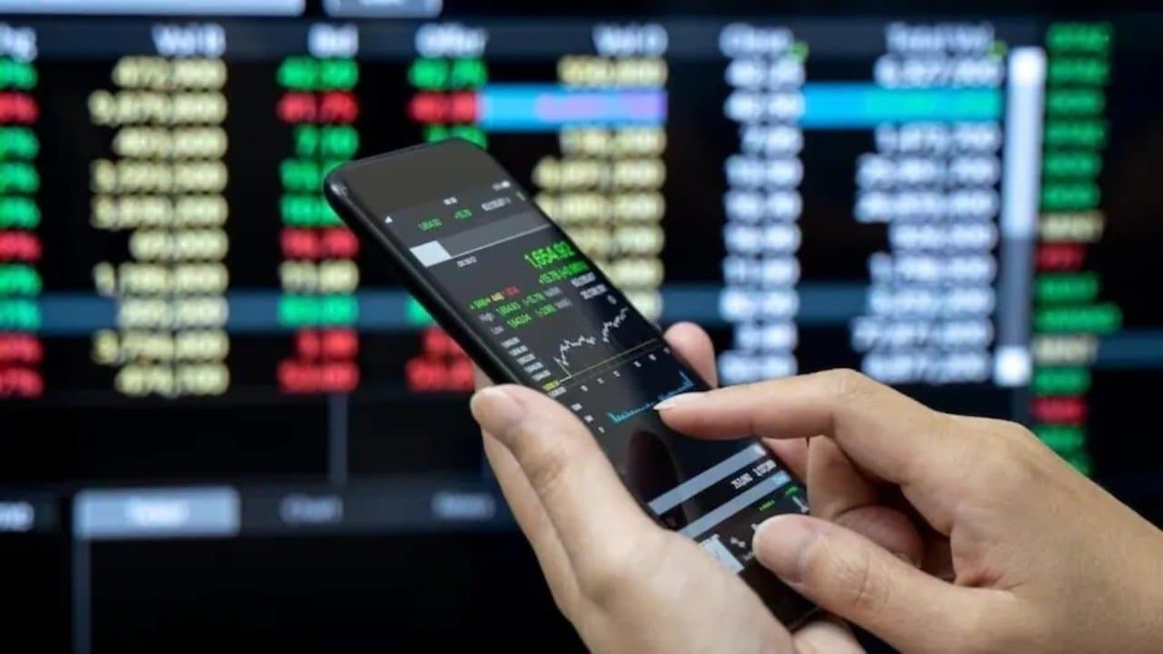 This multibagger penny stock turned one lakh rupees investment into three crores in 12 years