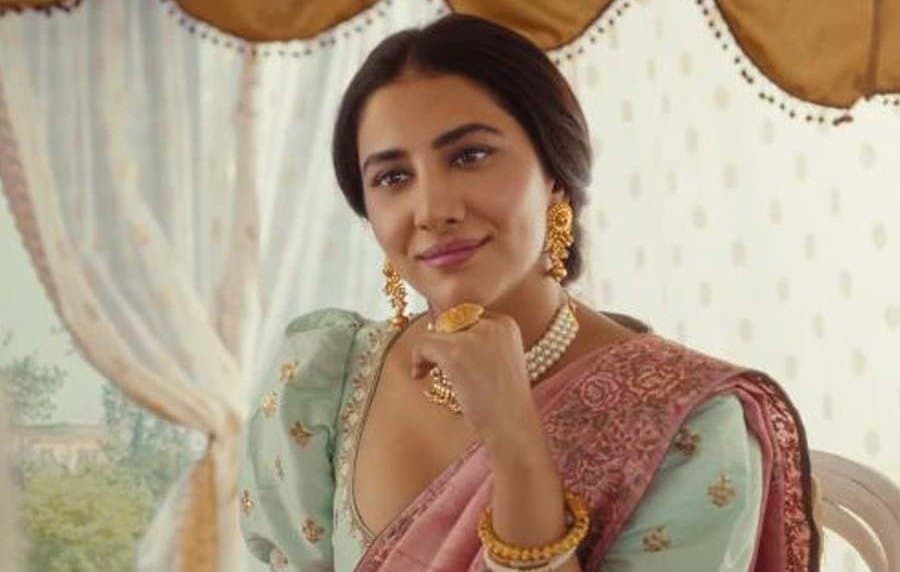 Actress Rukmini Maitra starrer Bengali Movie Binodini teaser is out ent