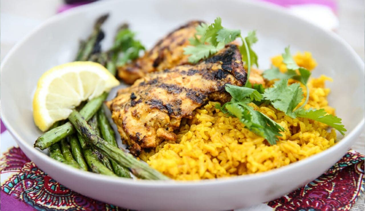 Lemon Chicken and Rice: শীতের রাতের হেলদি ডিনার! লেমন চিকেন ও ইয়েলো রাইস! কীভাবে বানাবেন?