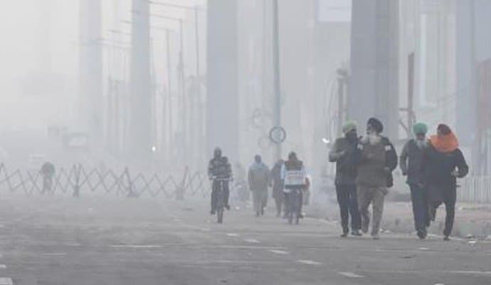 Delhi shivers at 3 degrees, coldest day so far