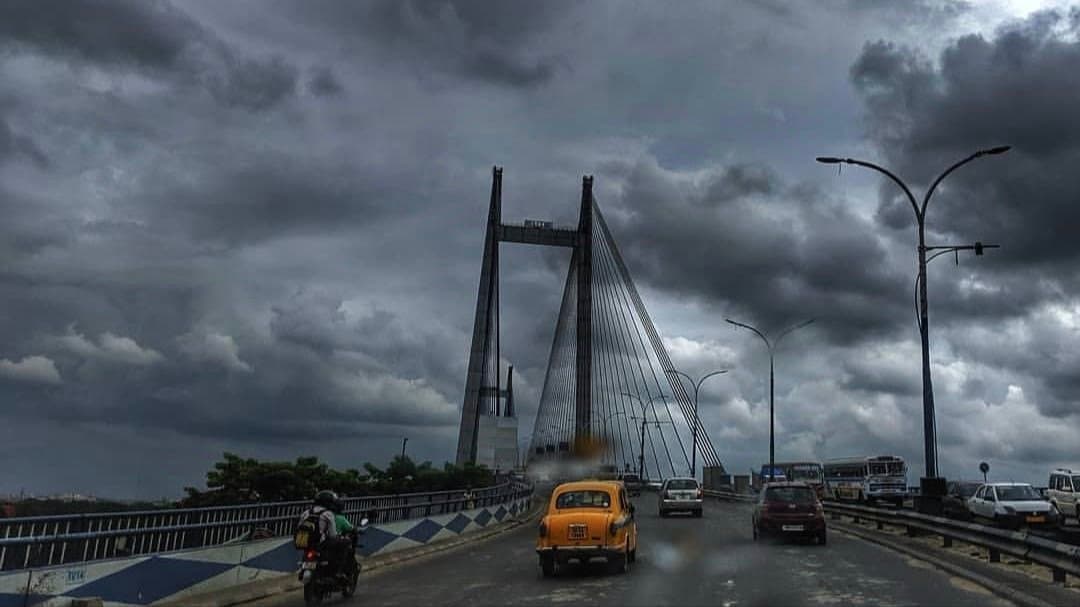 Latest IMD Weather Update light to moderate rainfall in West Bengal gnr