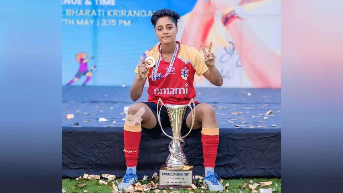 Woman aspirant footballers are getting inspiration from East Bengal player Sandhya
