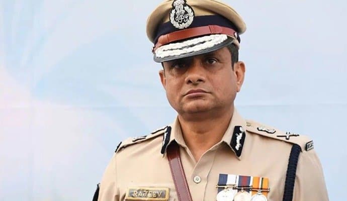 State Police DG Rajiv Kumar has been removed by the Election Commission