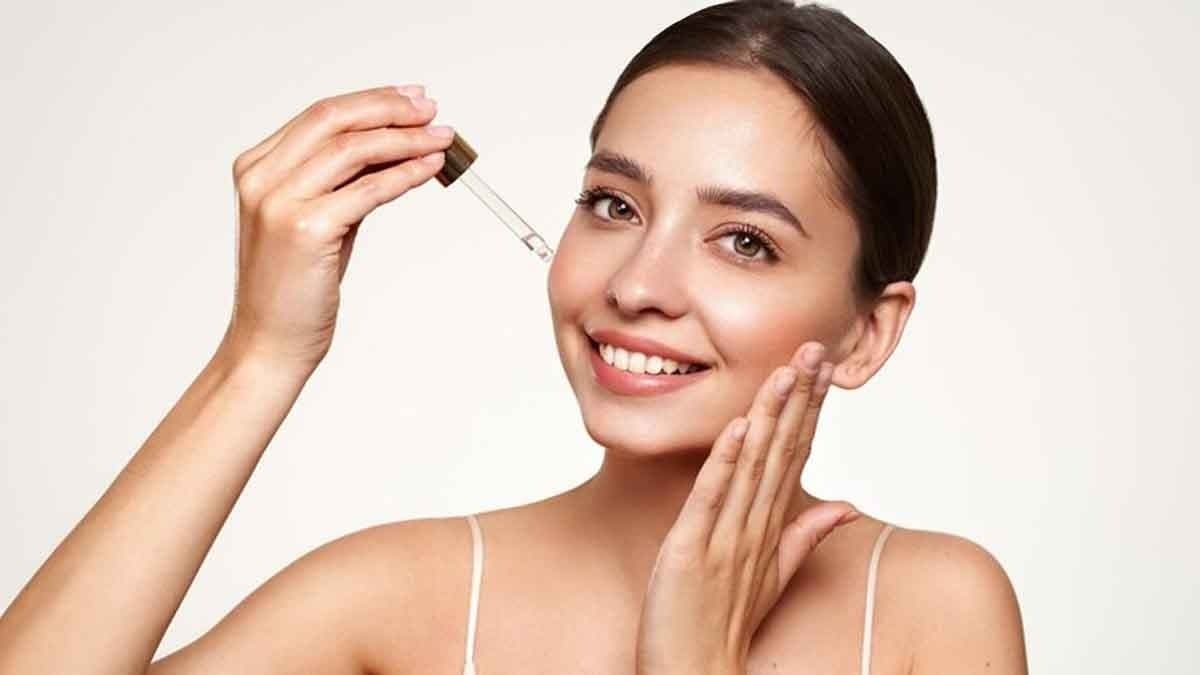 This home made orange face serum can gives a radiant glow skin and make your skin brightening lif