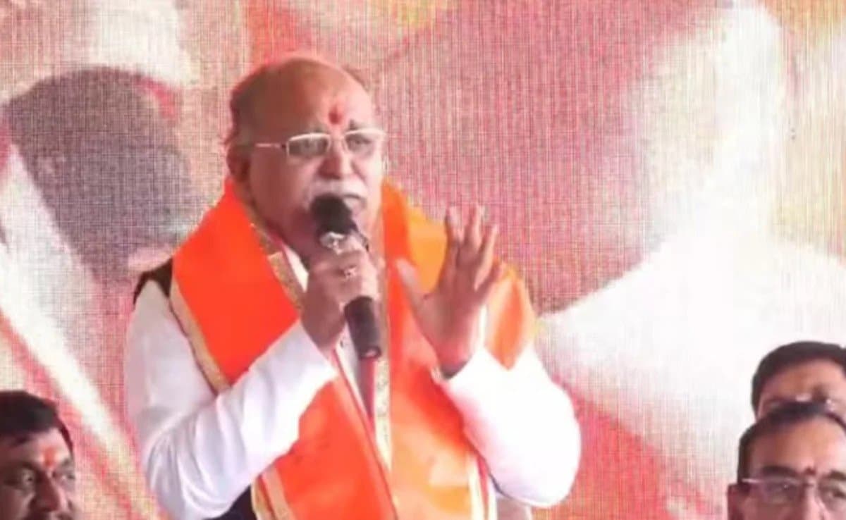 Madhya Pradesh Govt Official Urges Young Brahmin Couples To Have 4 Children_gnr