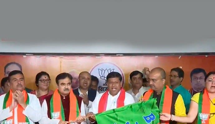Abhijit Gangopadhyay joins BJP update 