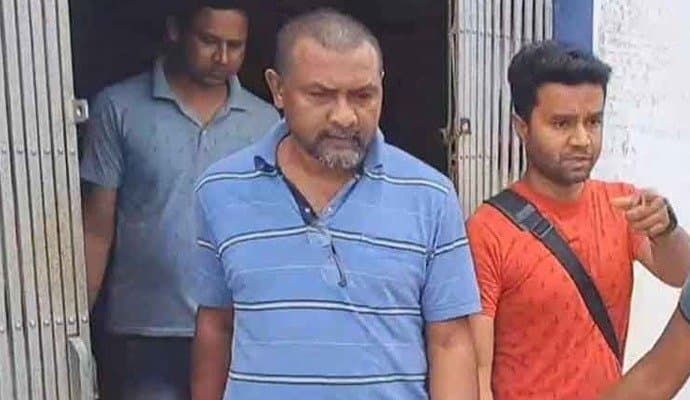 bangladeshi citizen arrest from gobardanga
