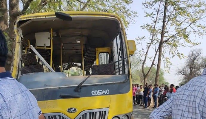  6 dead after school bus carrying children overturns in Haryana