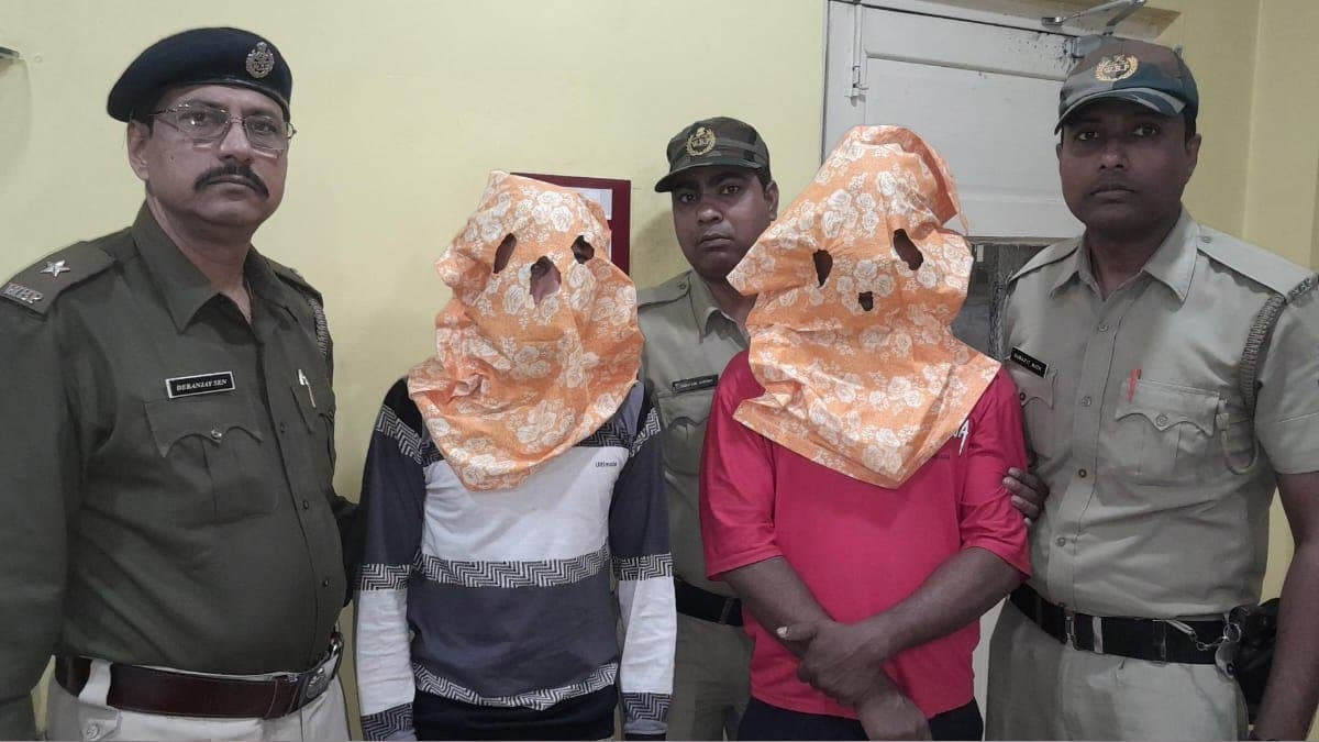 Police arrested two from uttarpradesh in connection with tmc councillor murder case 