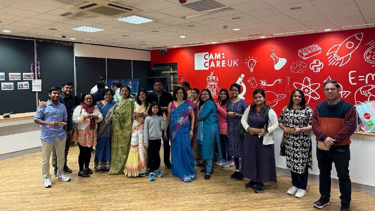 Bangla Noboborsho Celebrated in England by Expatriate Bengalis 