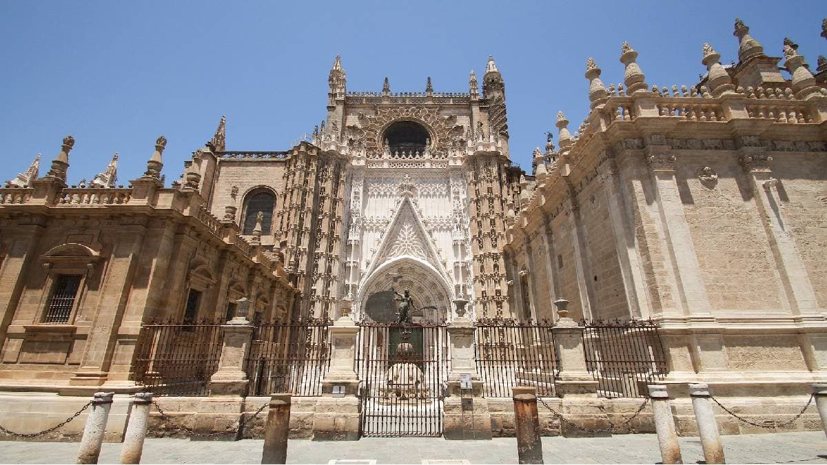 Women Denied Entry To Cathedral In Spain For Wearing Skirts