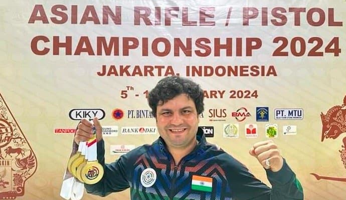 yogesh singh wins two gold in asian shooting championship