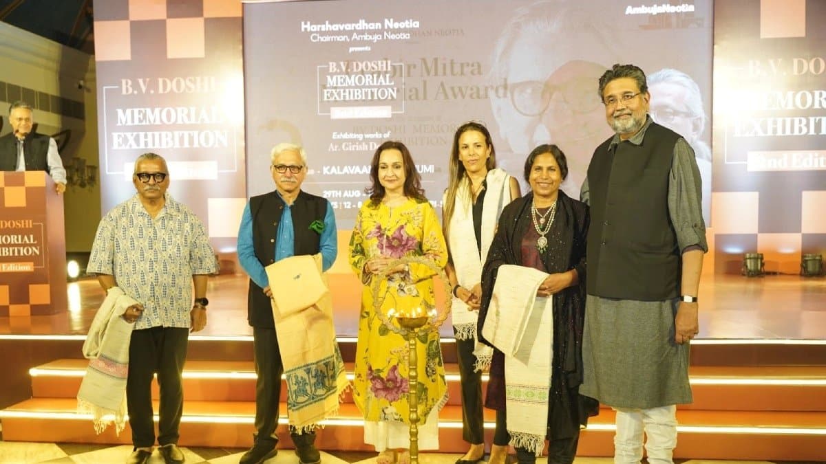 B V Doshi Memorial exhibition at Swabhumi