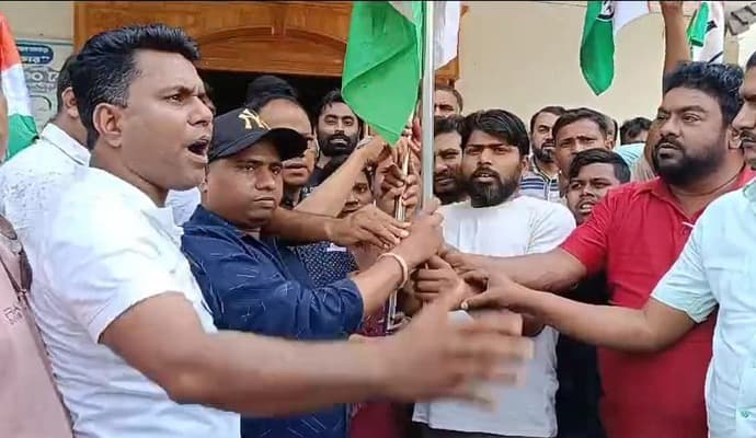 bjp and congress worker joins tmc in jangipur