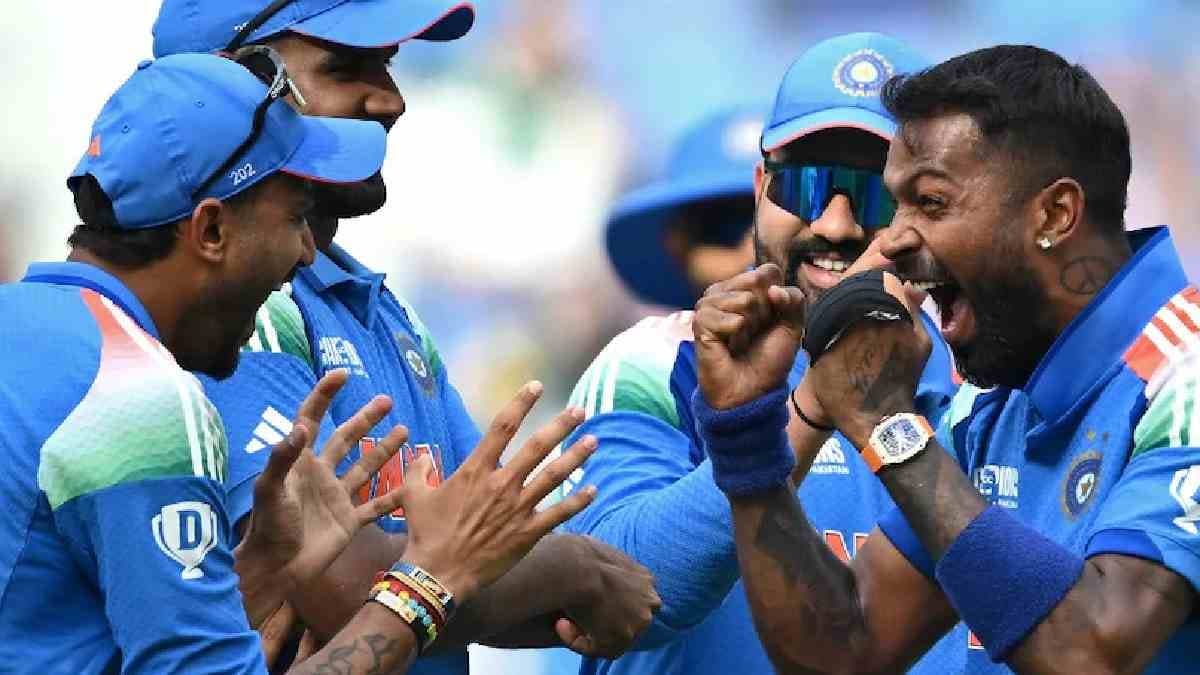 Sunil Gavaskar Suggestion for Rohit Sharma ahead of icc 2025 champions trophy final