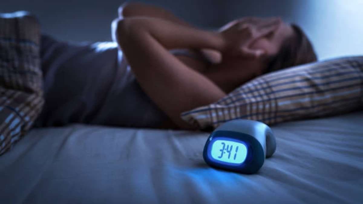 this home made remedy can prevent insomnia problem and bring  proper sleep during night lif