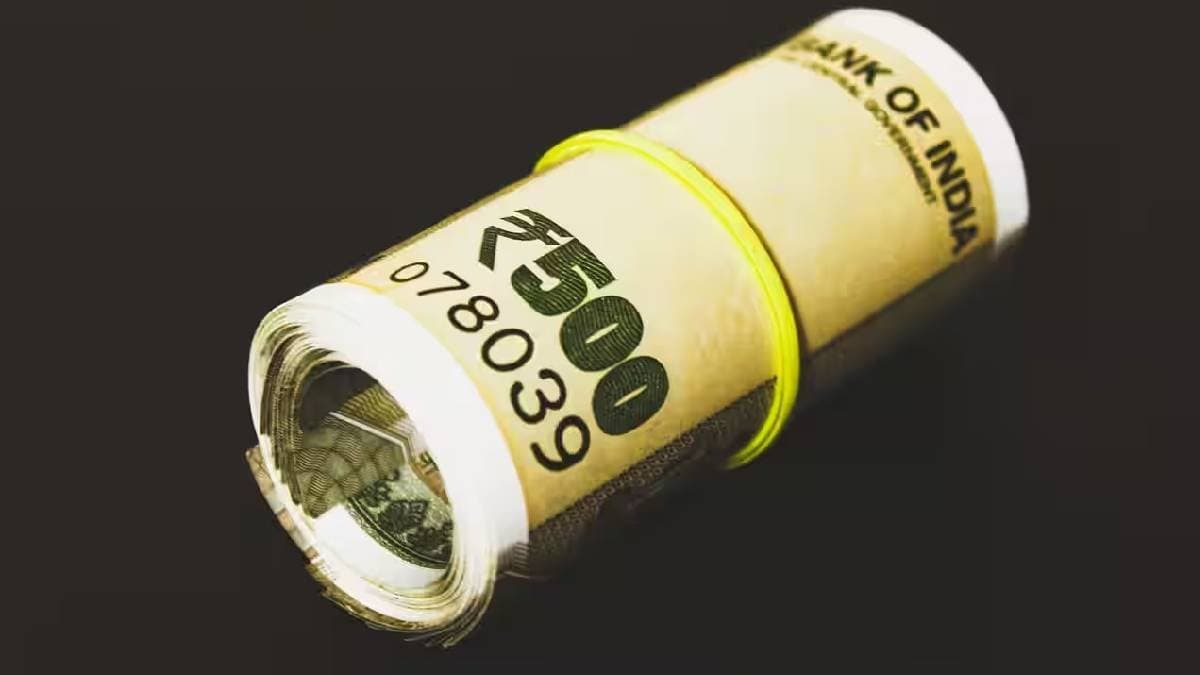 FD interest rates of SBI PNB BoB HDFC Bank ICICI Bank and Canara Banks gnr