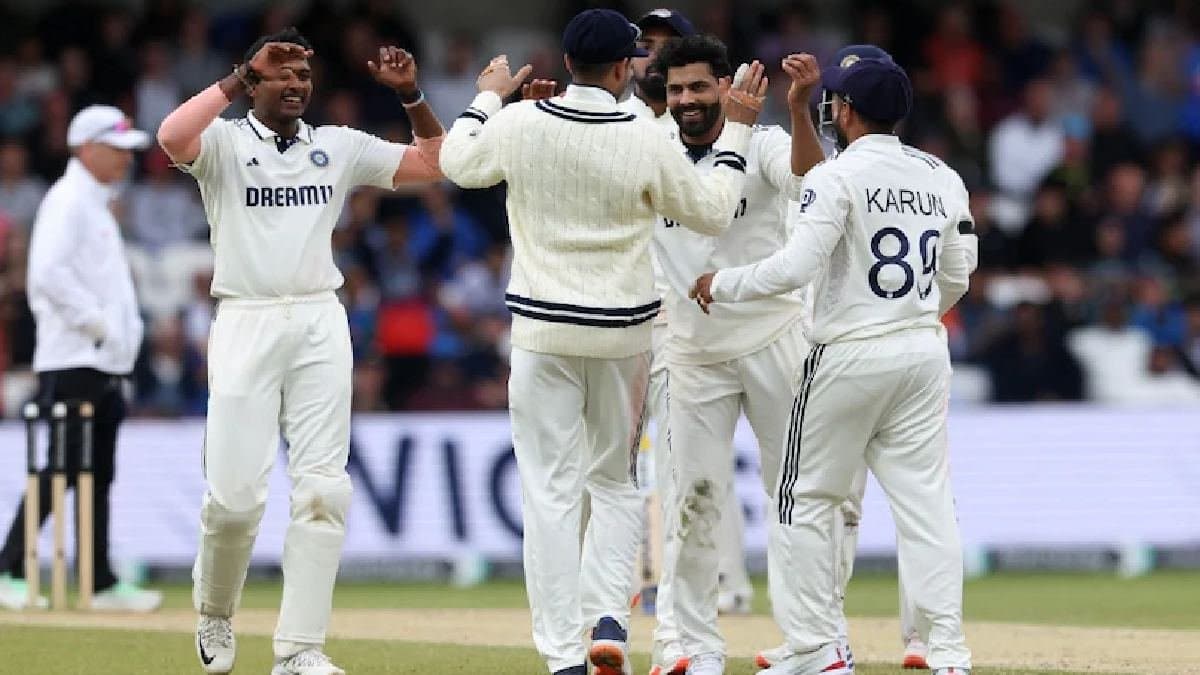 England Great Advises India To Play this cricketer in second test