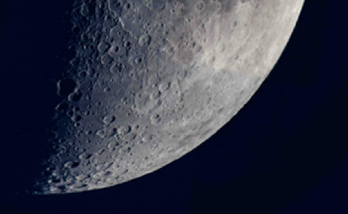 Tonight As India Sleeps Earth Will Get A Mini moon gnr 