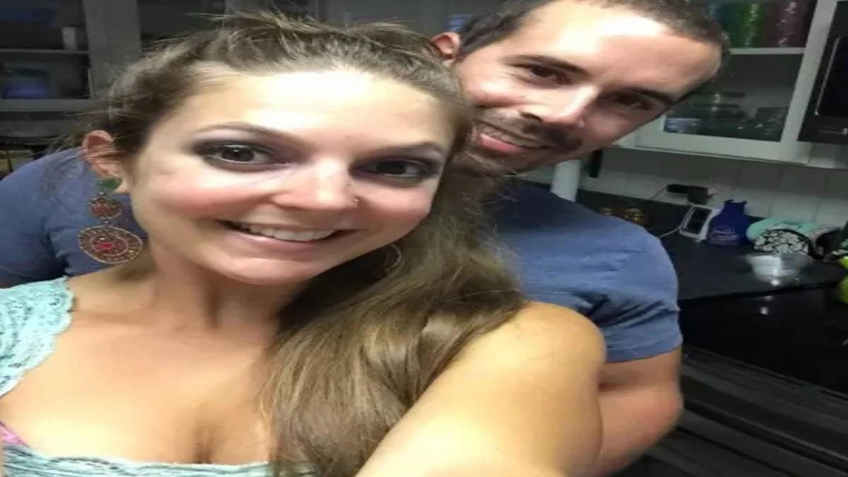 Florida nurse molests her teen stepson