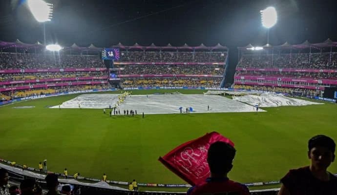 KKR: ফের বৃষ্টিতে ভেস্তে গেল ম্যাচ, প্লে অফে কেকেআরের মুখোমুখি হায়দরাবাদ