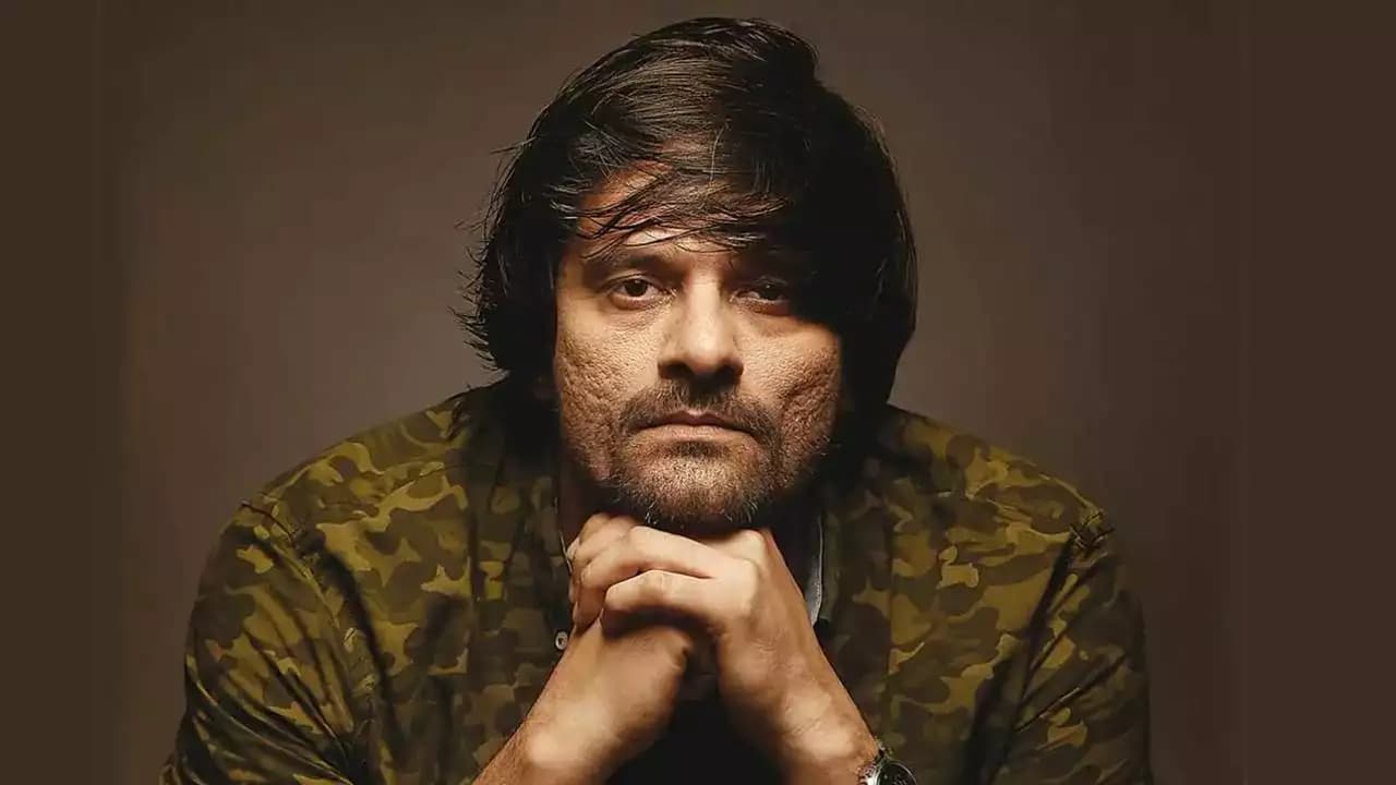 ‘লাউড অ্যাক্টিং’ শেখানো শিক্ষকের স্মরণে শিক্ষক দিবসে আবেগপ্রবণ জয়দীপ অহলাওয়াত! কিন্তু কেন? 