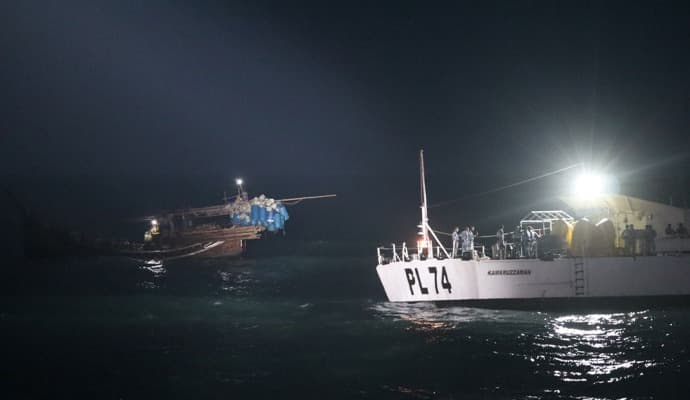  27 bangladeshi fisherman rescued by indian navy