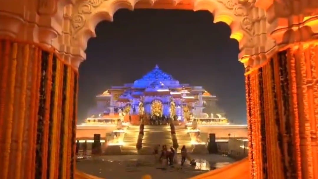 Ayodhya in Deepawali mood for Lord Ram's homecoming 
