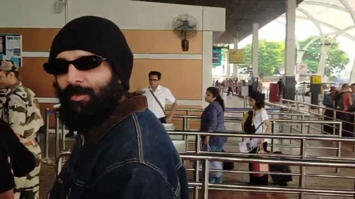 Kartik ariyan goes to Mumbai from Darjeeling