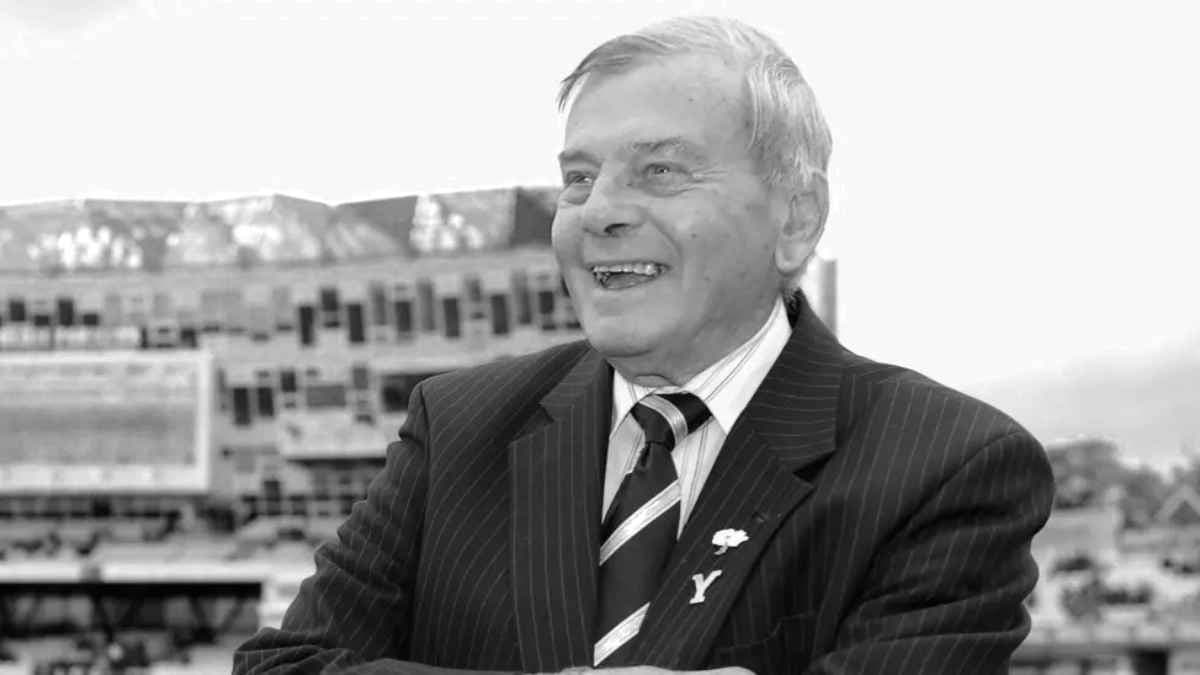 Legendary umpire Dickie Bird dies aged 92