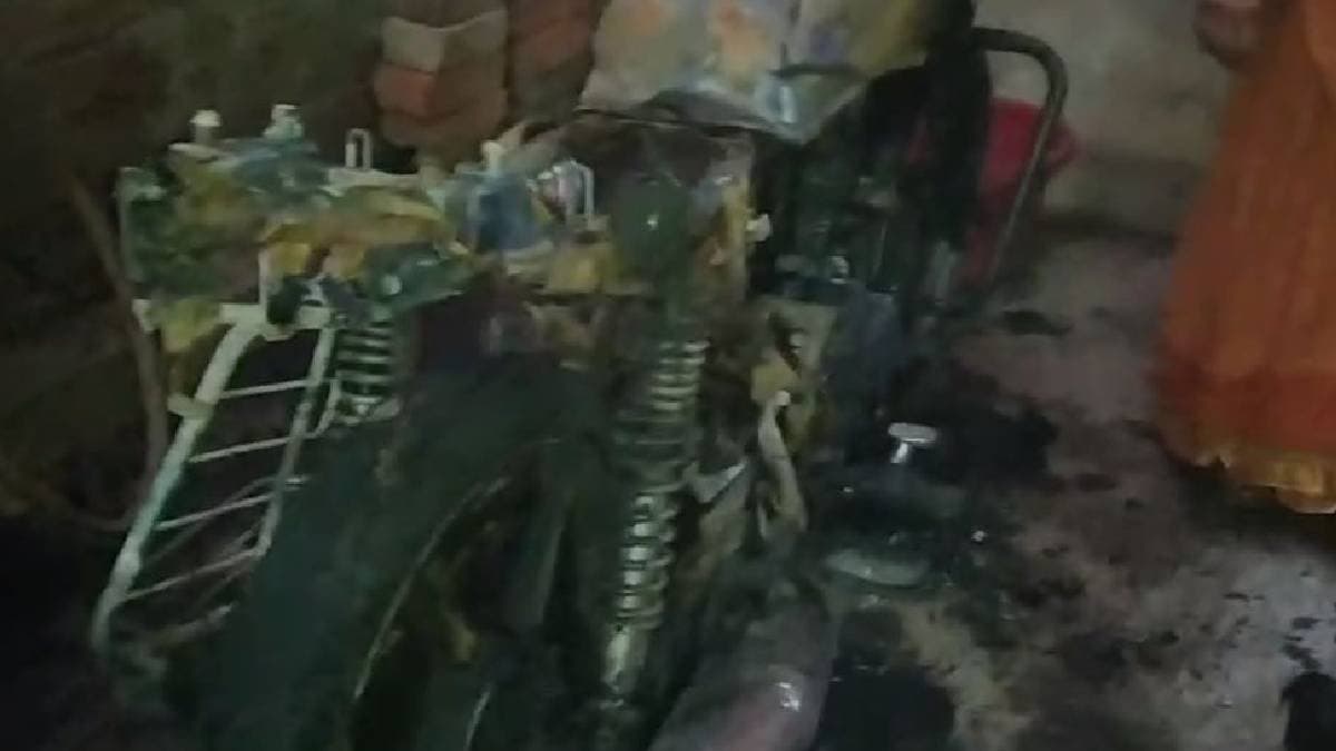 Meteor shower or allien attack villagers are baffled gnr