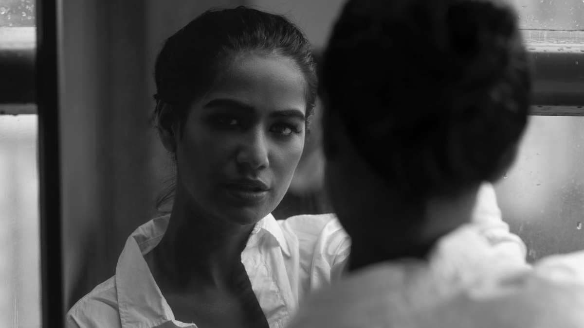 Poonam Pandey: প্রয়াত  পুনম পাণ্ডে! অভিনেত্রীর অফিসিয়াল ইনস্টাগ্রাম জানান দিল আসল কারণ 