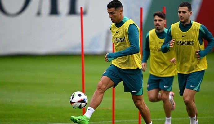 Cristiano Ronaldo: শেষ ইউরোতে আজ অভিযান শুরু রোনাল্ডোর 