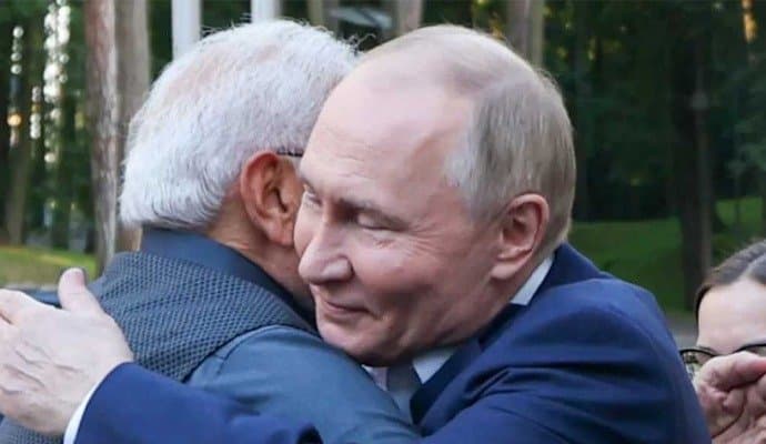 PM Modi attends community programme by Indian diaspora in Moscow 