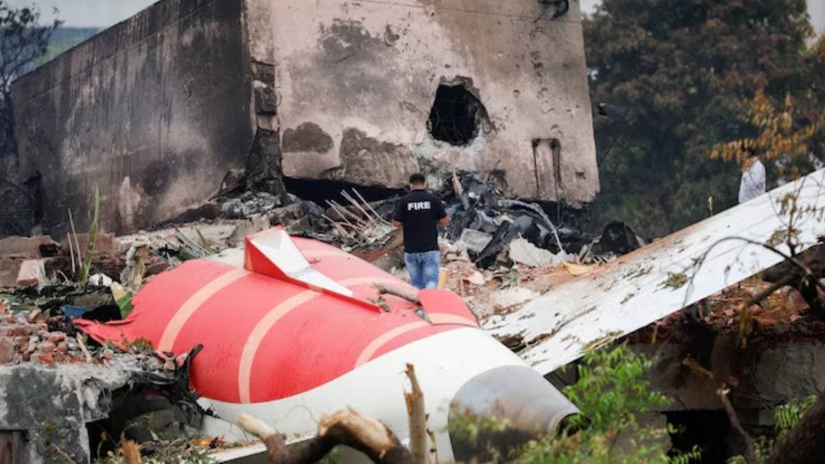 Air India accident in Ahmedabad 1000 crores in insurance