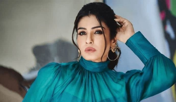 Raveena Tandon break Silence after Bandra rage road incident! 