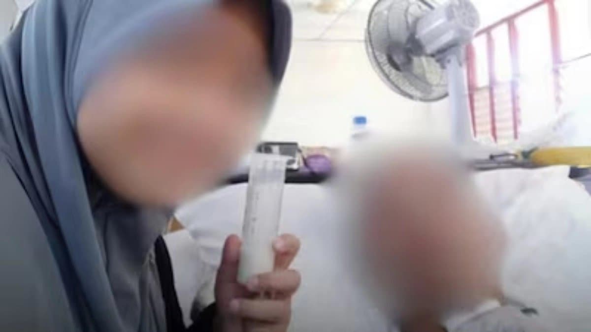 Malaysian woman take cares of her bedridden husband for six year then tragedy struck her