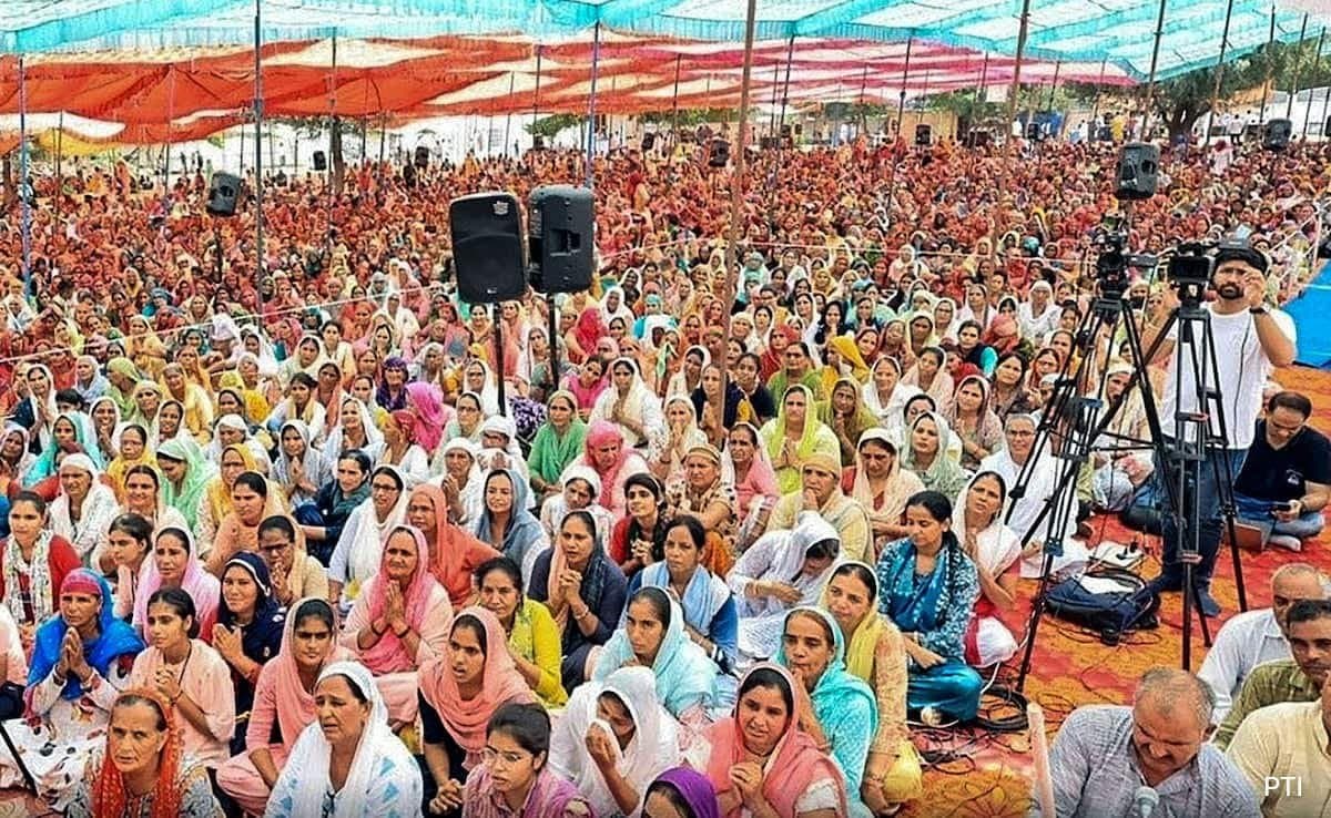 Hathras: হাথরাস কাণ্ডে বিষ-তত্ব ভোলেবাবার আইনজীবীর