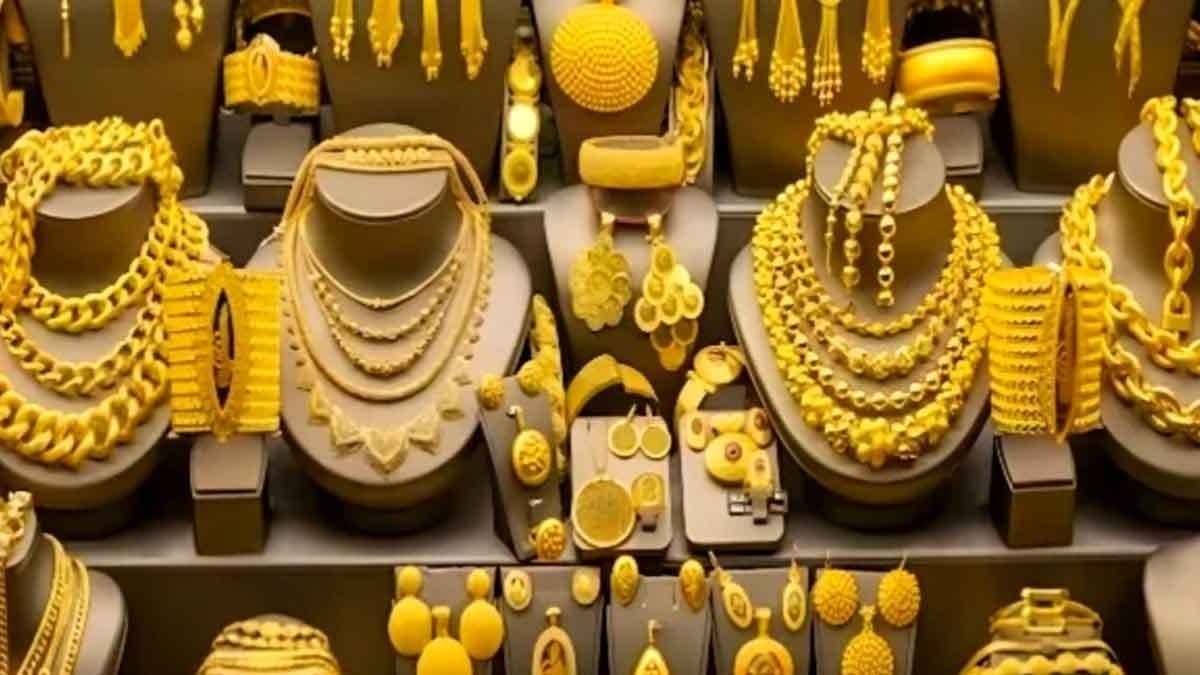 Gold Rate Falls In India Check 22 Carat Gold Price In Your City On October 9 gnr 
