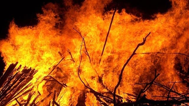 Fire at bara bazar area 