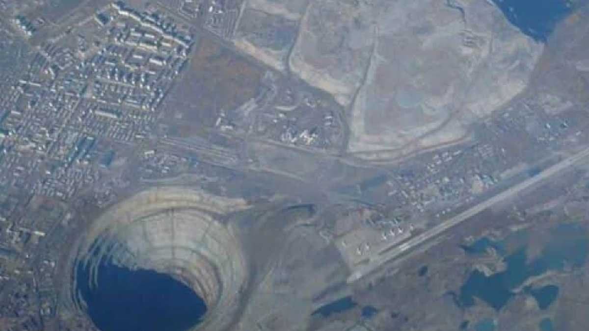  15 kilometre tunnel found in Australia bizarre geologic structures gnr 