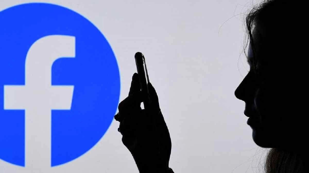 Facebook deletes 10 Million accounts and give new warning