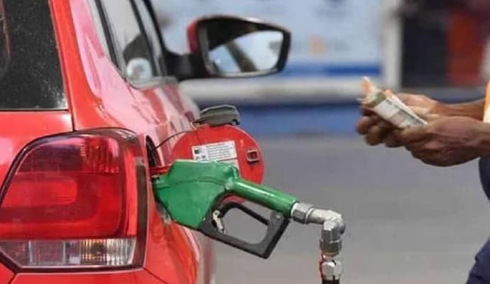 Government may slash petrol diesel prices gnr